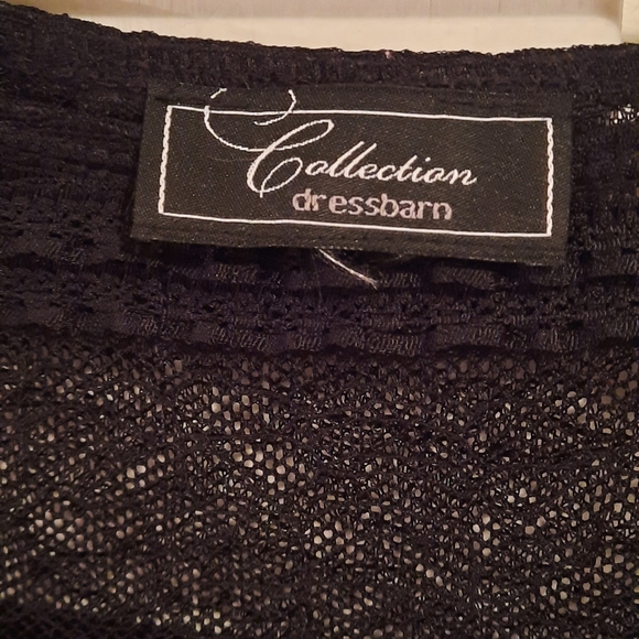 Clothes - Picture 2 of 15